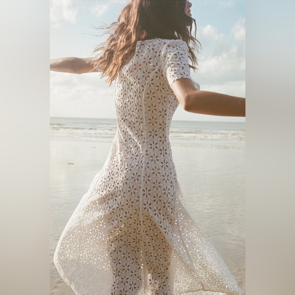 PALM Sophia Button Up White Eyelet Dress Coverup NWT - Picture 9 of 16